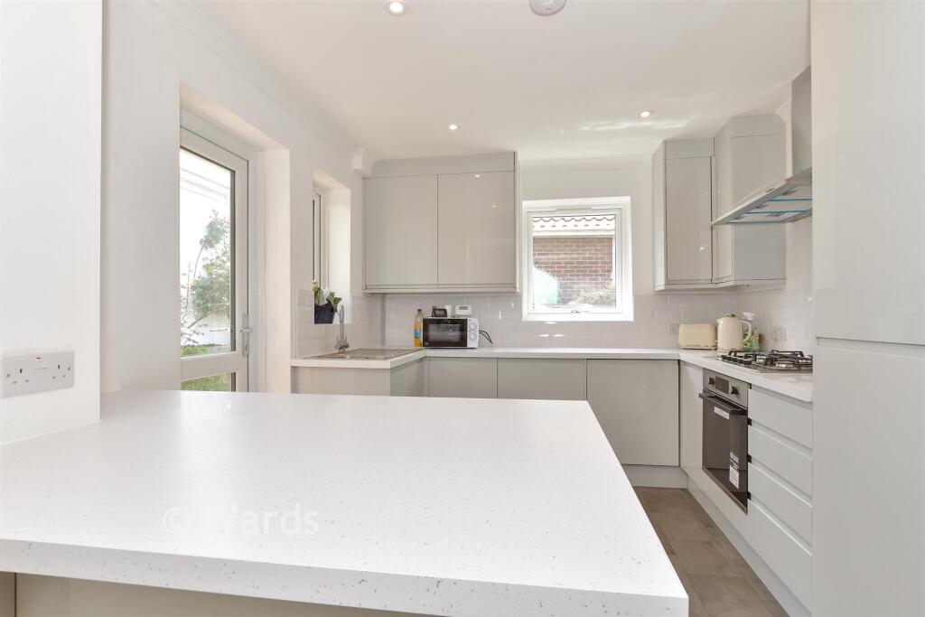 House in Tonbridge - More