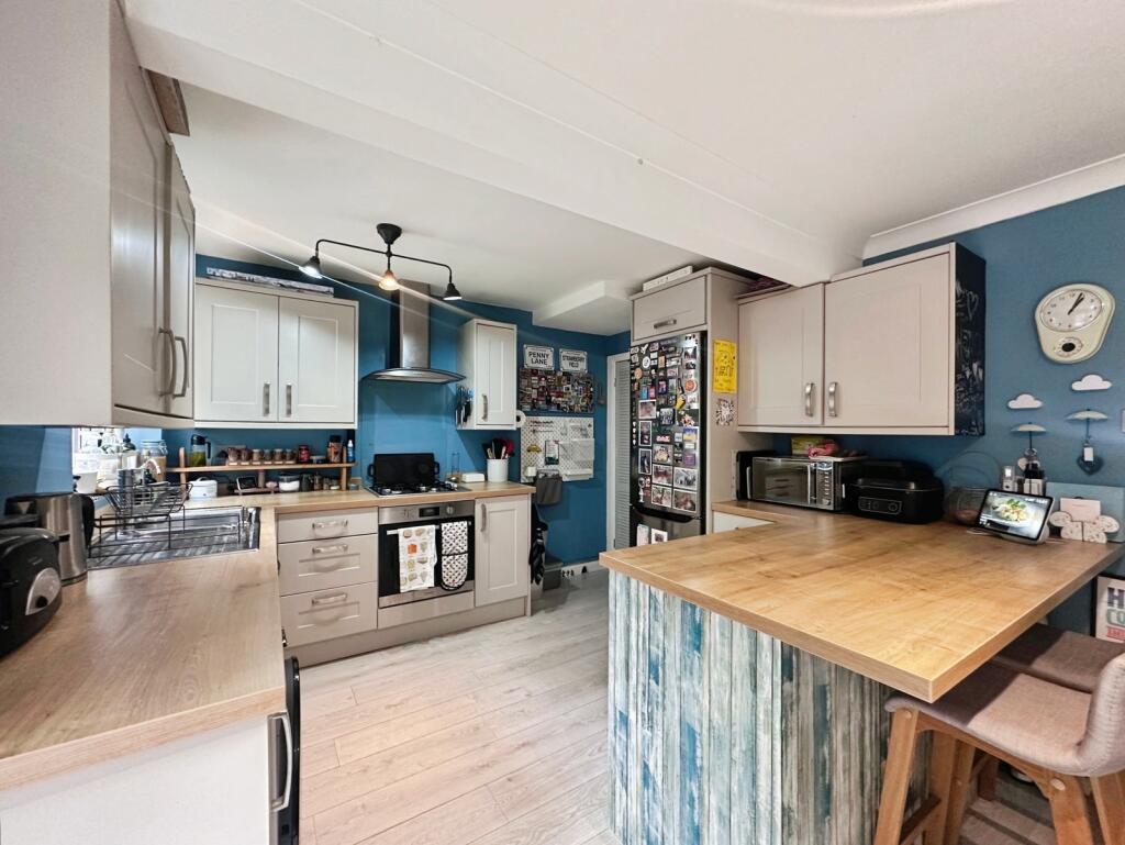 House in Hart, Fleet - View 4