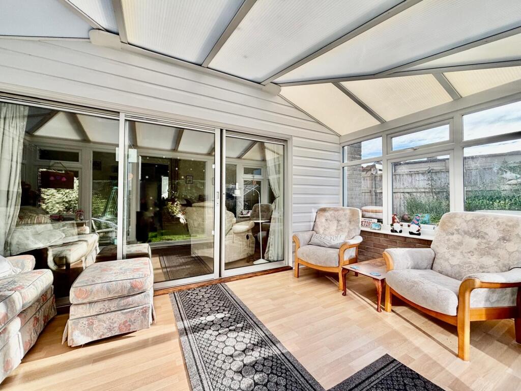 Merryfield Drive, Selsey photo 4