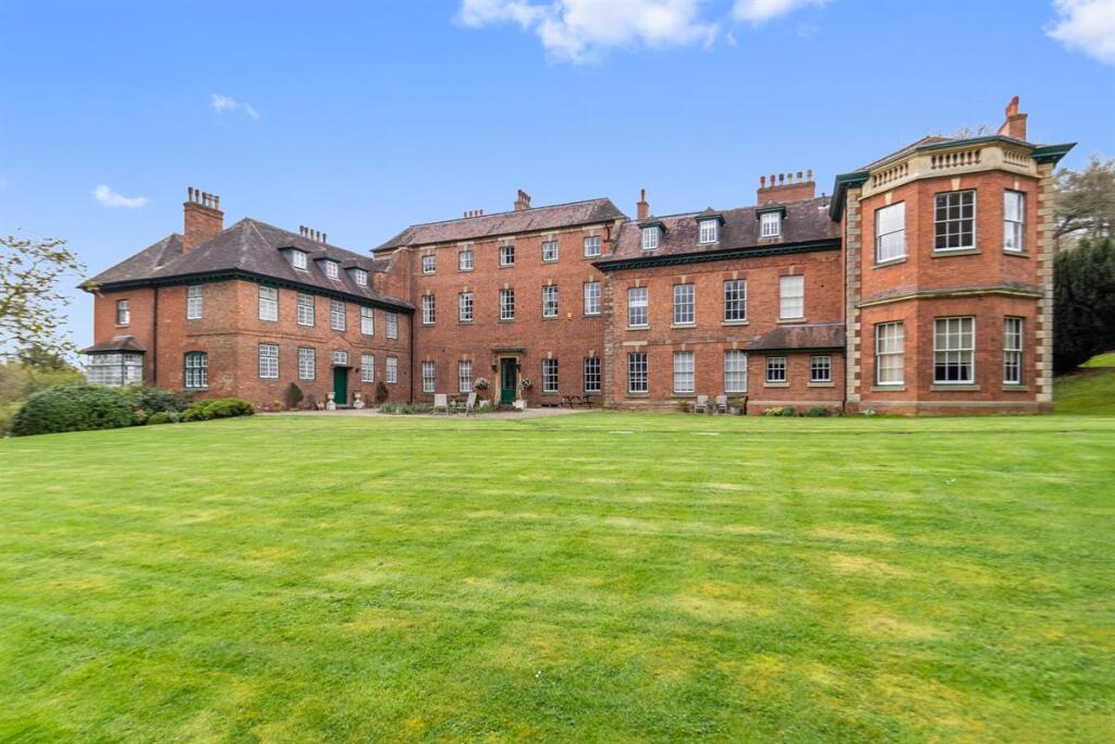 Main image of property: 7 Upper Hall Estate, Worcester Road, Ledbury, Herefordshire, HR8