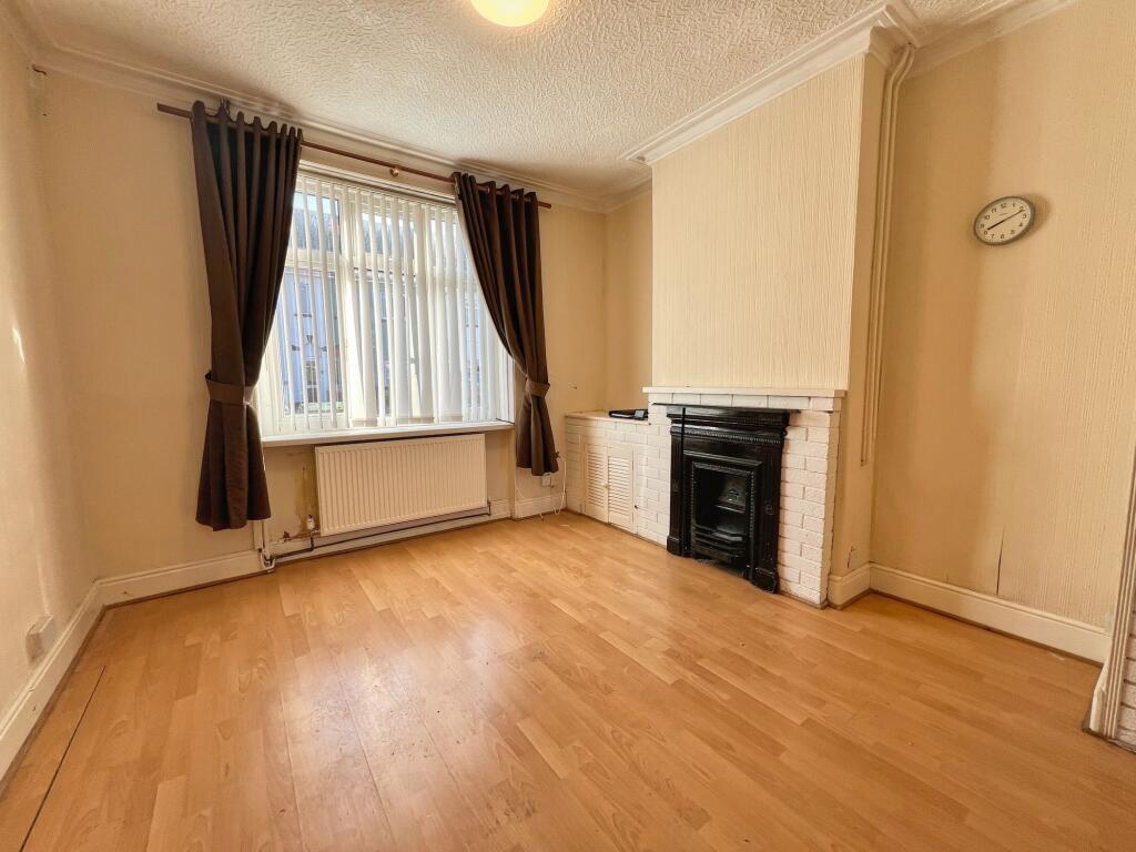 13 Robert Street, Cardiff, CF5 5AA photo 2
