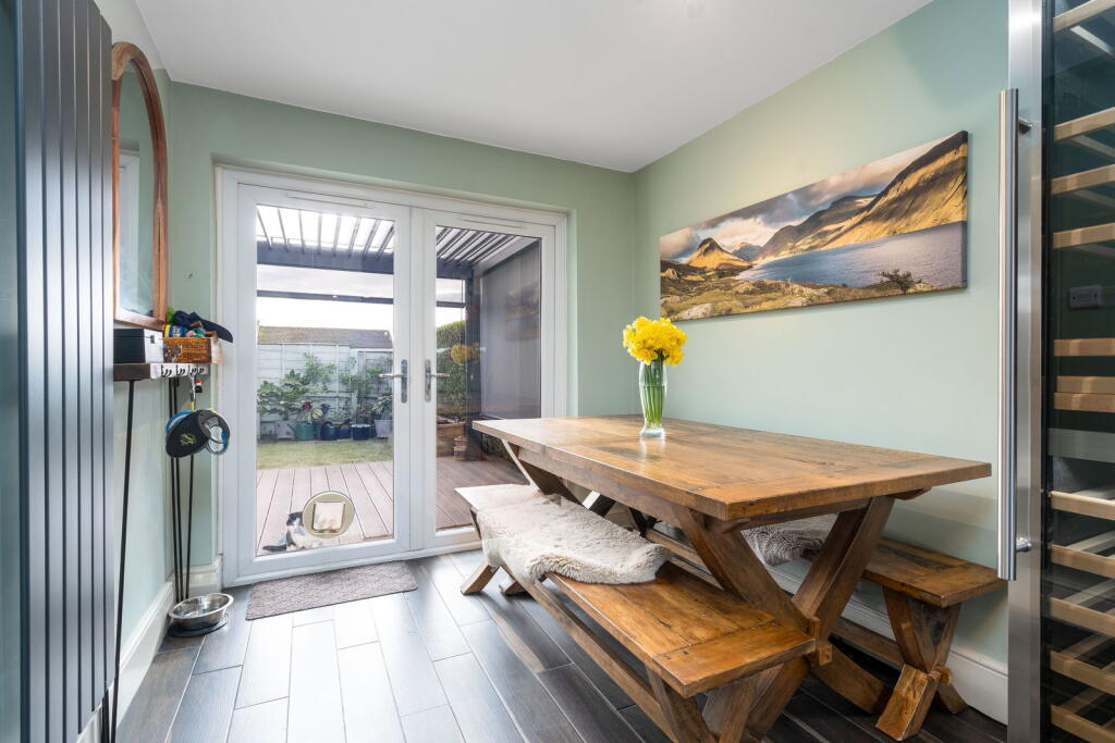 Shelden Fold, Gamesley, GLOSSOP, SK13 0DX photo 3