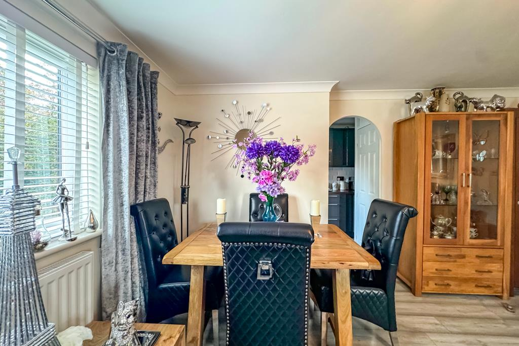 Apartment in Rochford, Hawkwell - More