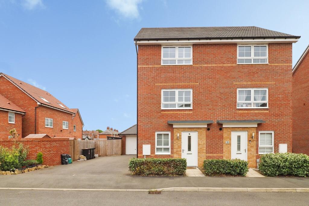 Main image of property: Plessey Road, Beeston, Nottingham, Nottinghamshire, NG9