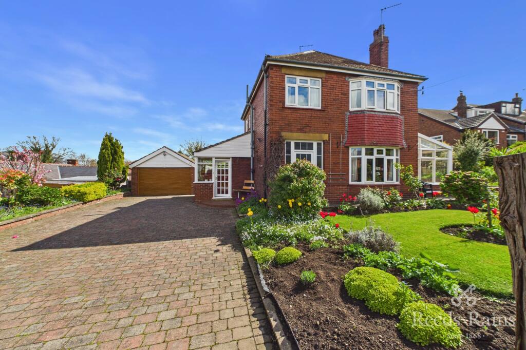 Main image of property: St. Michaels Mount, Thornhill, Dewsbury, West Yorkshire, WF12