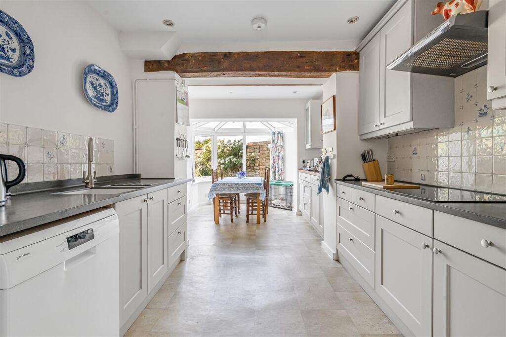 House in Northampton - View 5