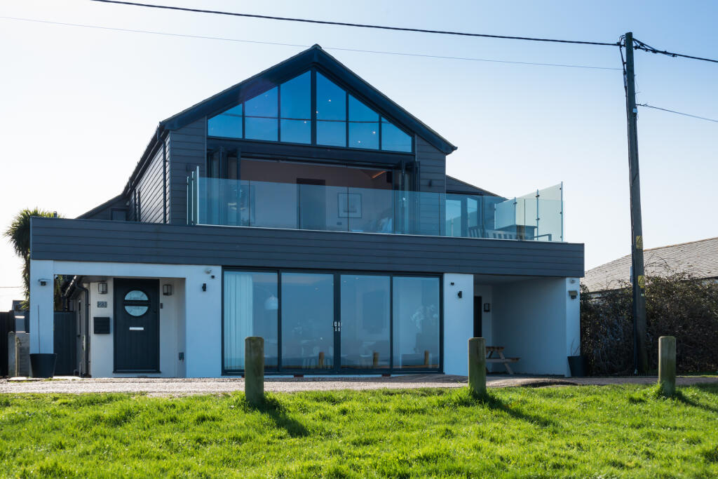 Main image of property: Preston Parade, Seasalter, Whitstable