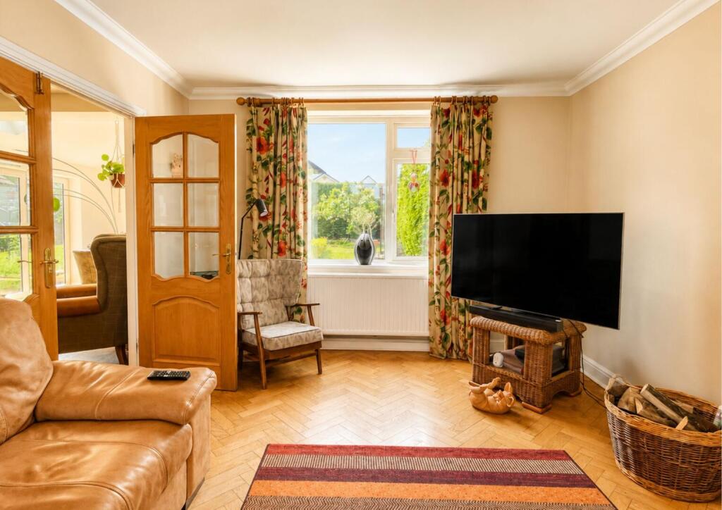 Lynfield Road, Frome photo 5