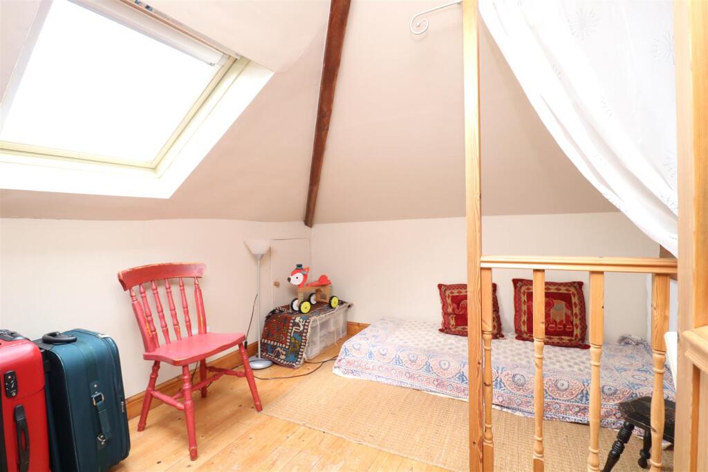 Additional image 13 of Clarendon Road, Trowbridge