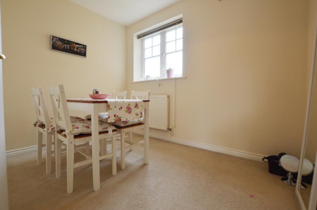 Apartment in Northampton - View 5