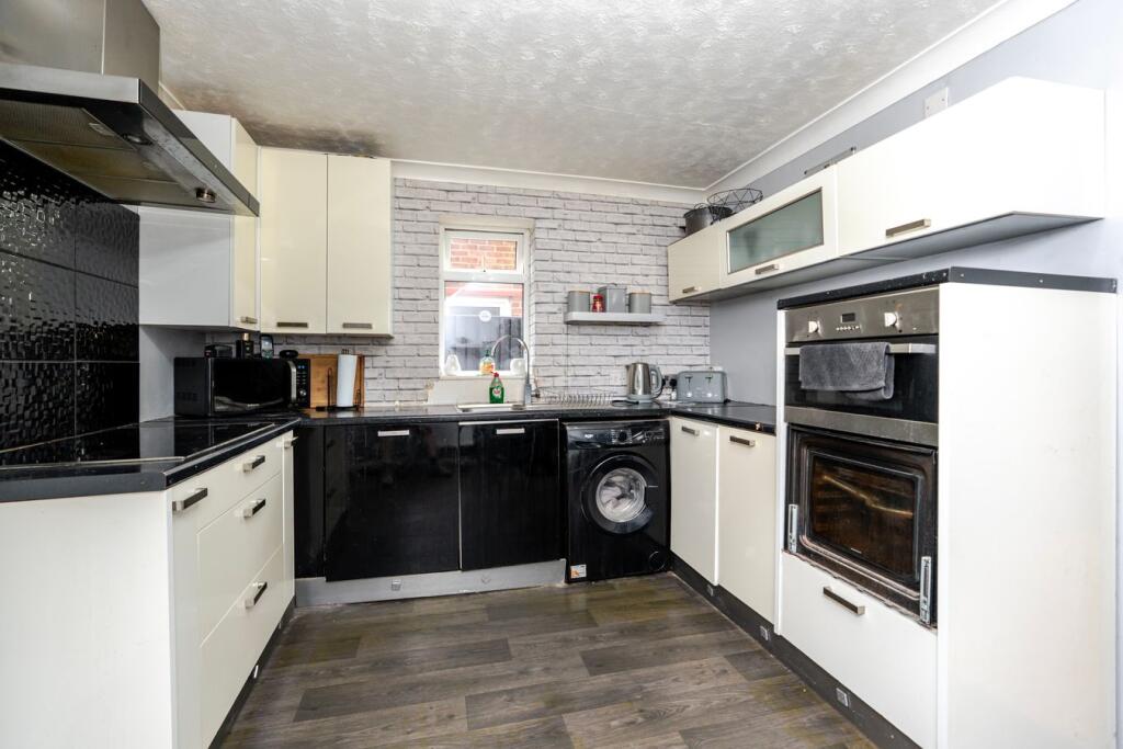 House in Peterborough - View 5