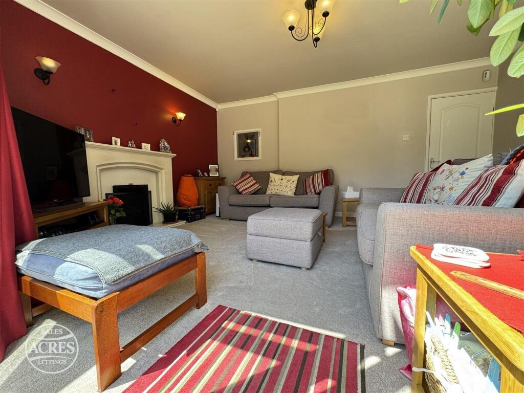 House in Sandwell, Newton - View 5
