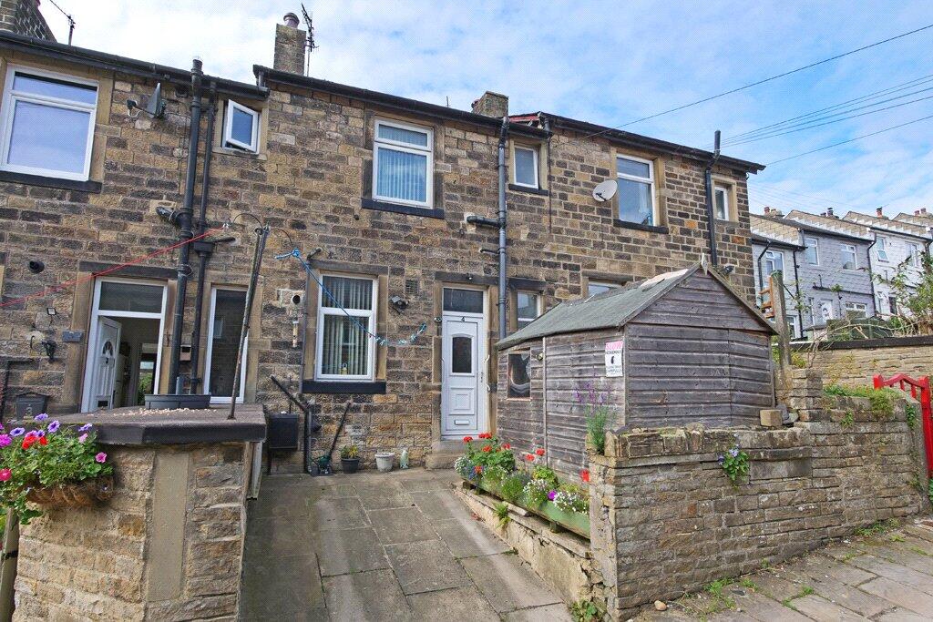 Main image of property: 4 Lodge Street, Glusburn, Crosshills, BD20 8QN