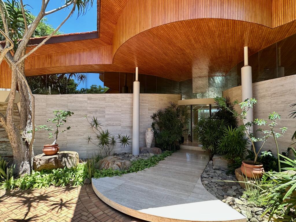 Main image of property: KwaZulu-Natal, Ballito