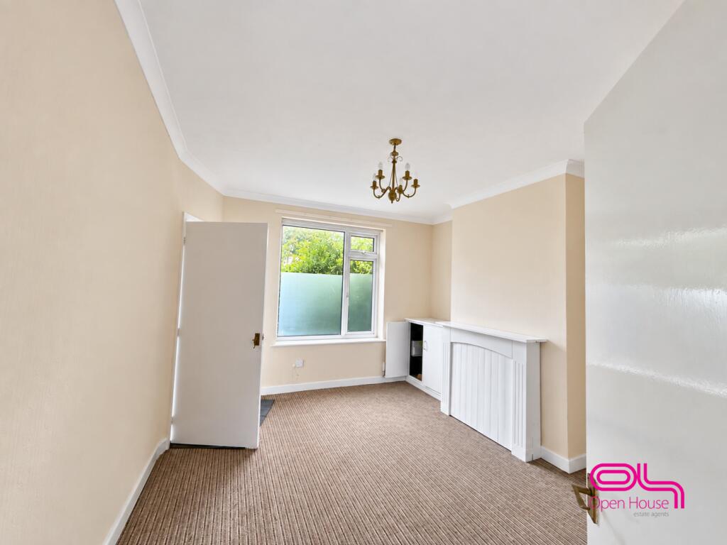 Balcary Grove, Bolton photo 3
