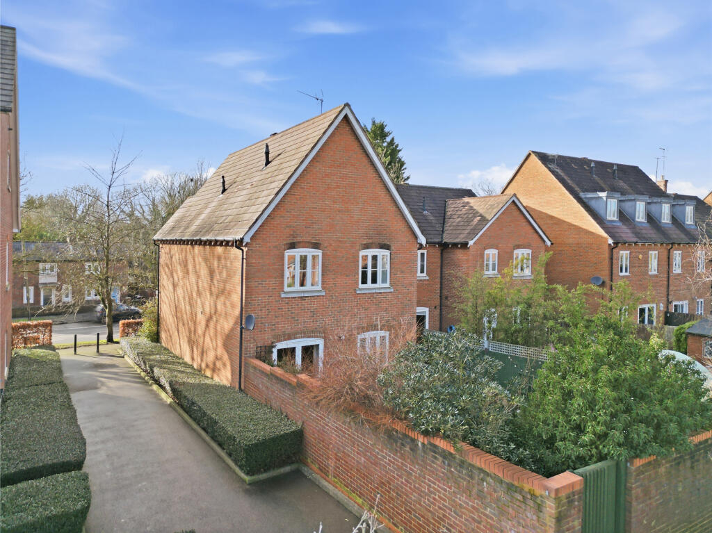 Main image of property: Page Place, Frogmore, St. Albans