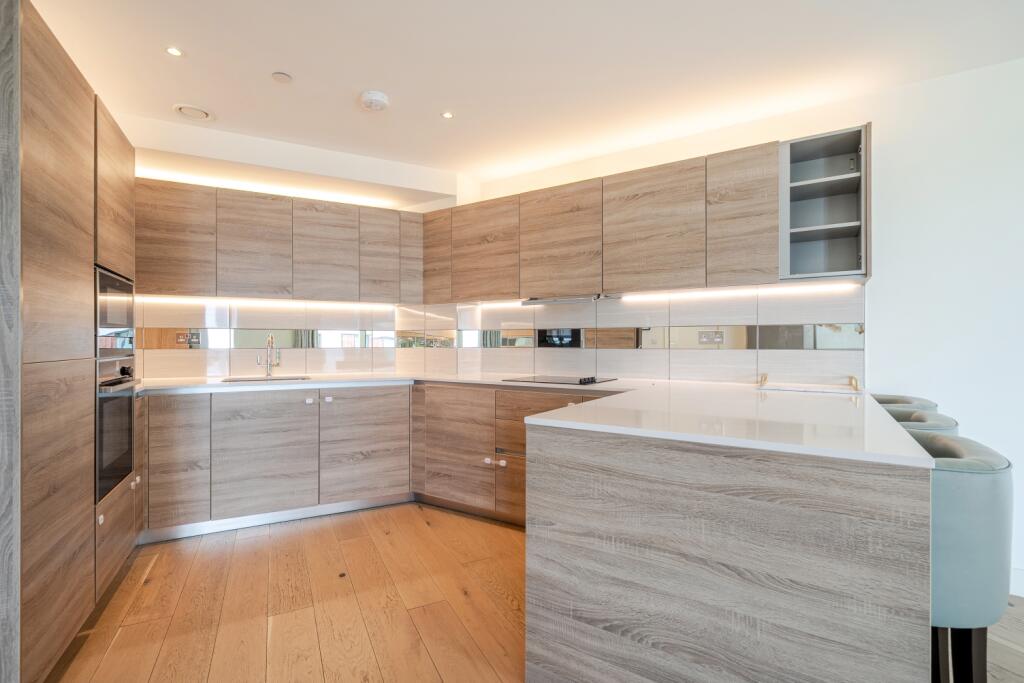 Apartment in London - View 4