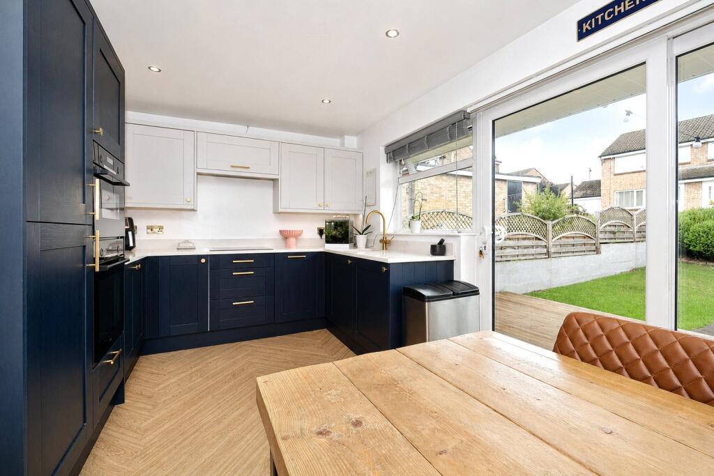 House in Bradford - View 4