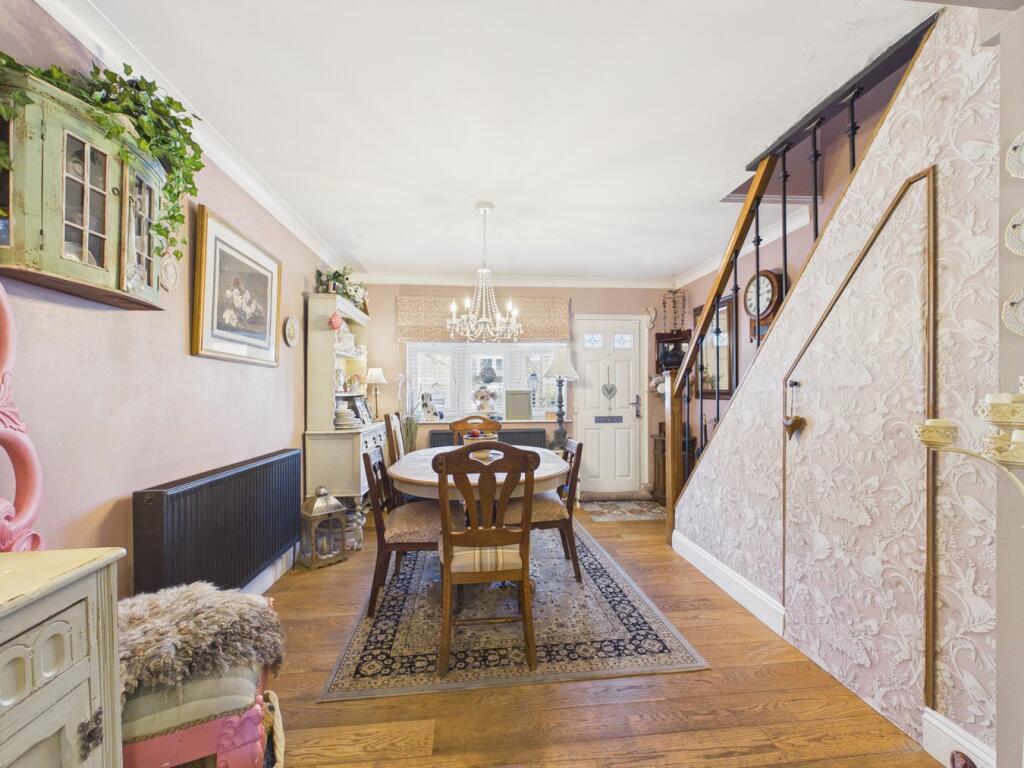 House in Braintree, Halstead - More