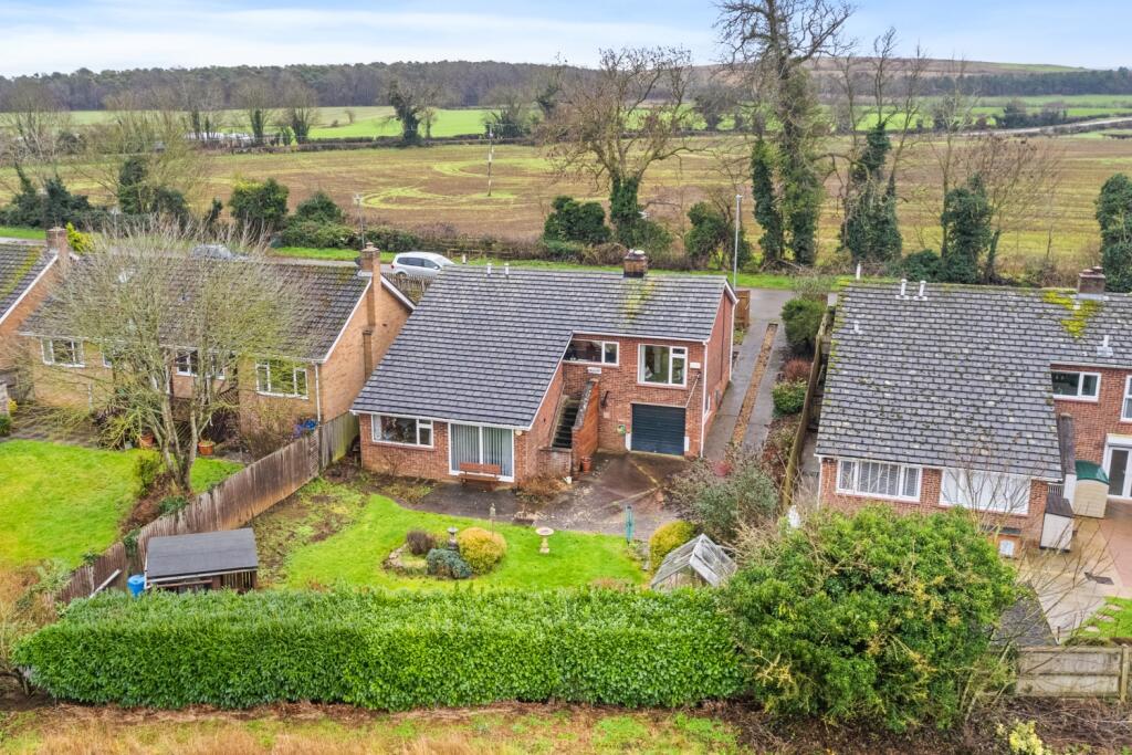 Main image of property: Harrowden Lane, Finedon, Northamptonshire, NN9