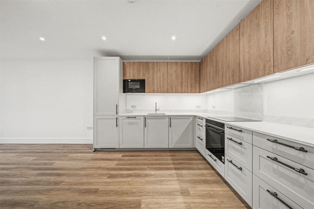 Apartment in London - View 4