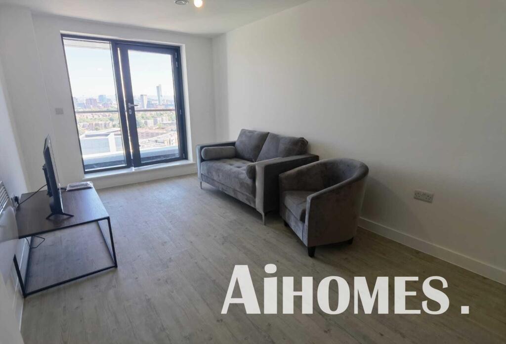 1-bed flat on Northill Apartments, £180,000