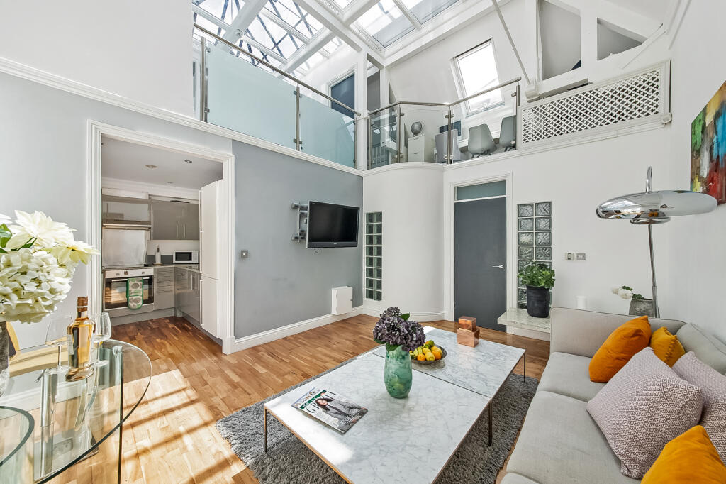 Apartment in London, London Borough of Bromley - View 4