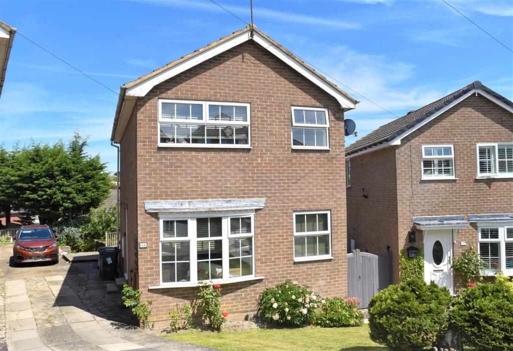 Main image of property: Bewerley Road, Harrogate, HG1 2AX