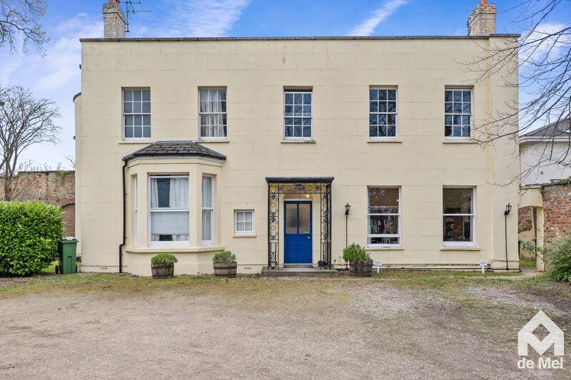 1-bed flat on Belmont Road, Cheltenham, £190,000