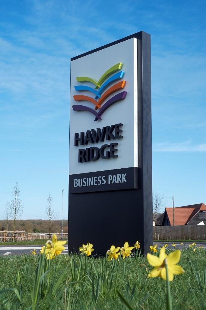 Entrance sign 
