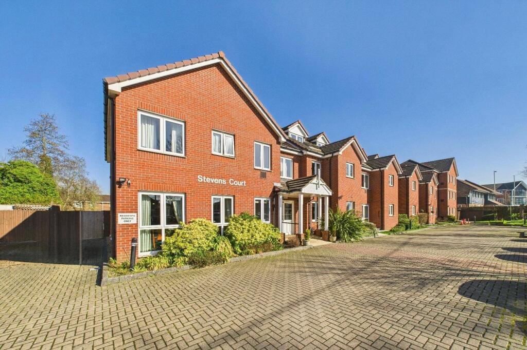 Main image of property: Reading Road, Winnersh, Wokingham, Berkshire, RG41