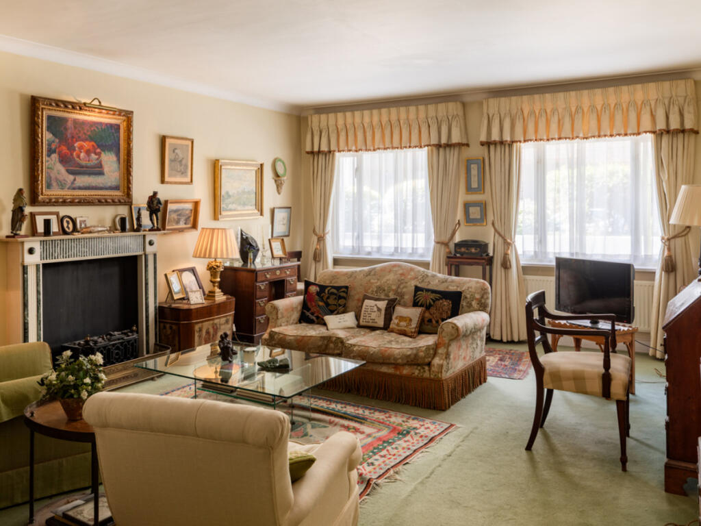 Main image of property: Hyde Park Gate, London, SW7