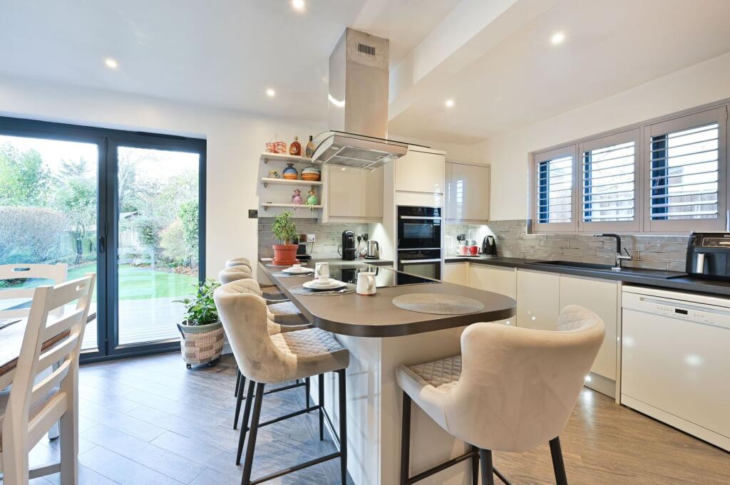 House in Guildford, Bellfields - View 4