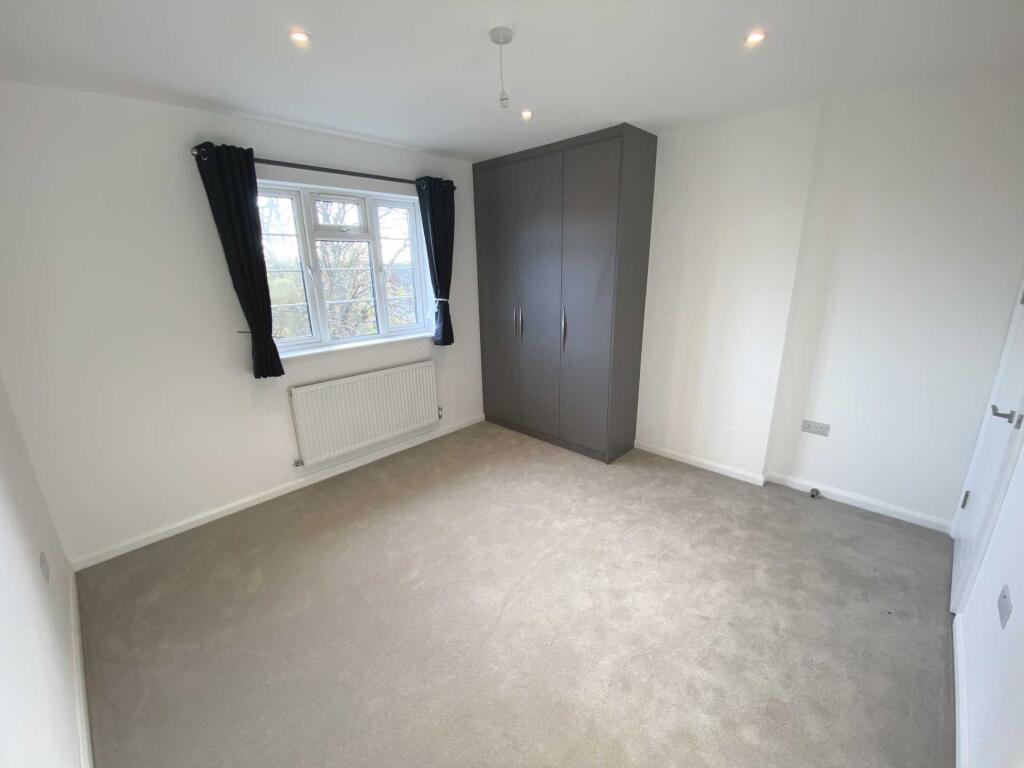 Apartment in London, Stanmore - View 4