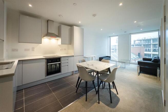 Main image of property: Boundary Lane, Manchester