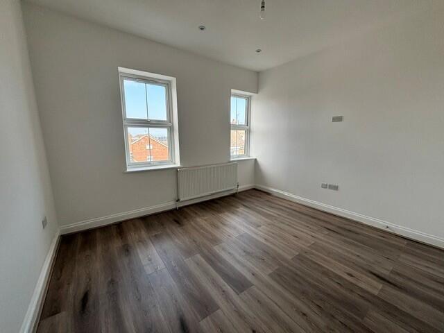 Apartment in Canterbury - More