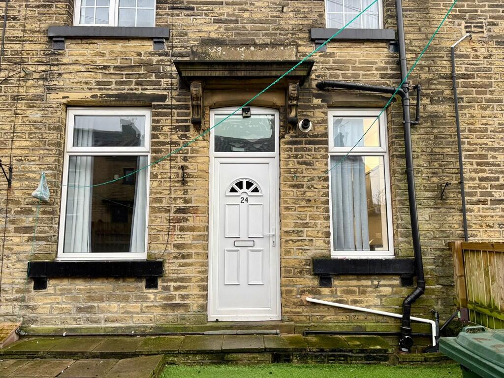 Main image of property: High Street, Thornton