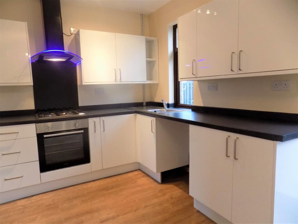 Additional image 3 of Leamington Drive,  Bradford, BD10