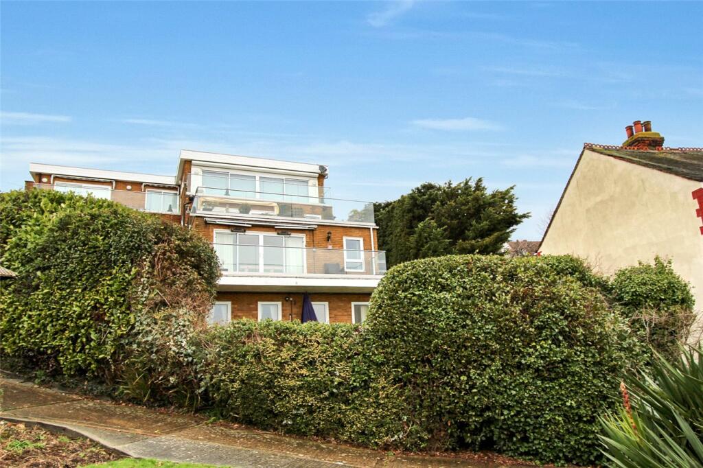 Main image of property: Undercliff Gardens, Leigh-on-Sea, Essex, SS9