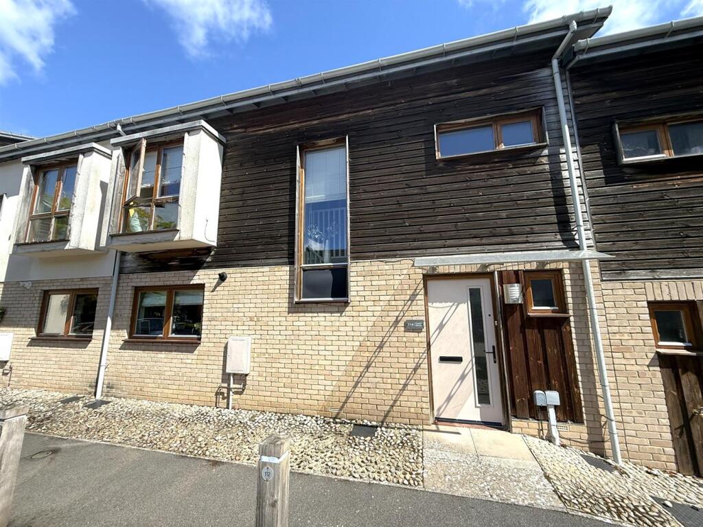 Main image of property: Great Mead, Chippenham