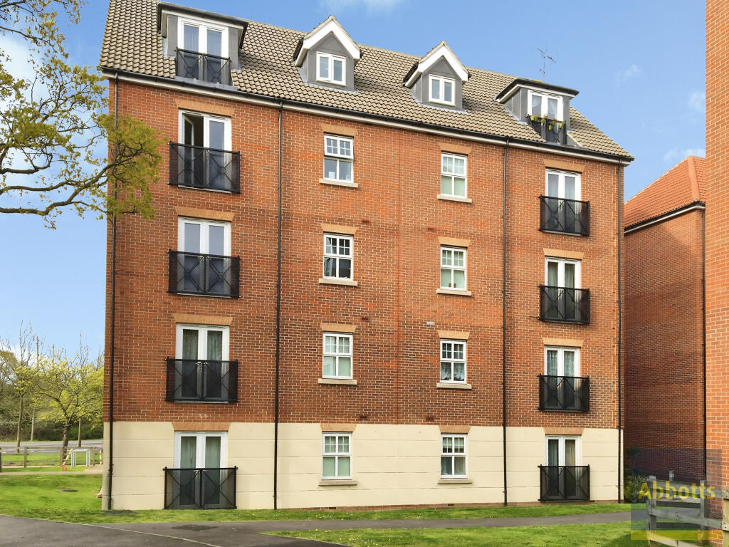Main image of property: KINGSWOOD, BASILDON