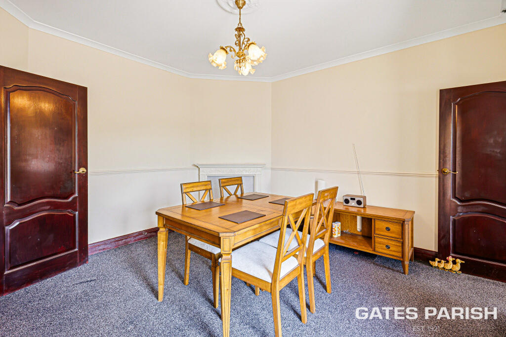 House in London - View 5