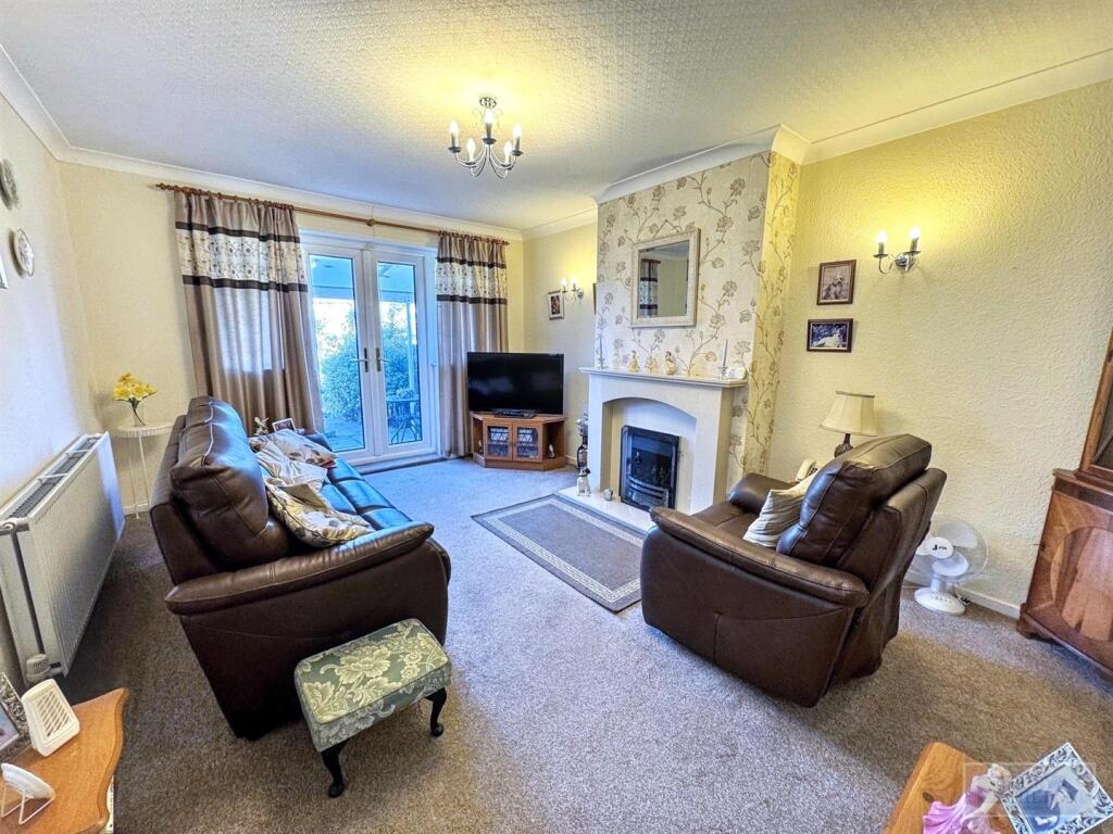 House in Staffordshire Moorlands, Cheddleton - View 4