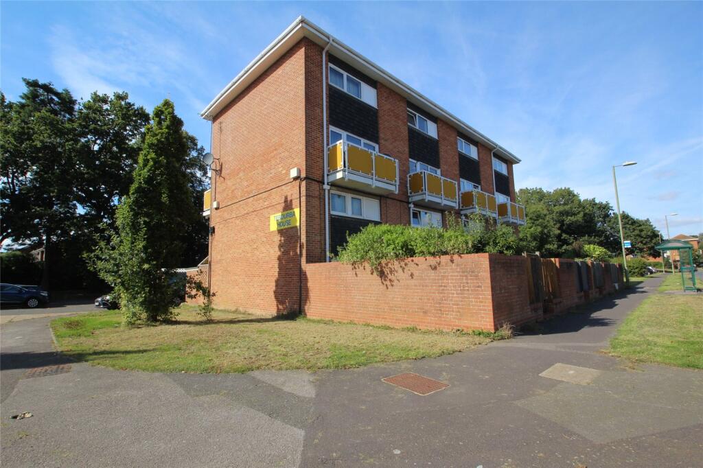 Main image of property: Bishopsfield Road, Fareham, Hampshire, PO14