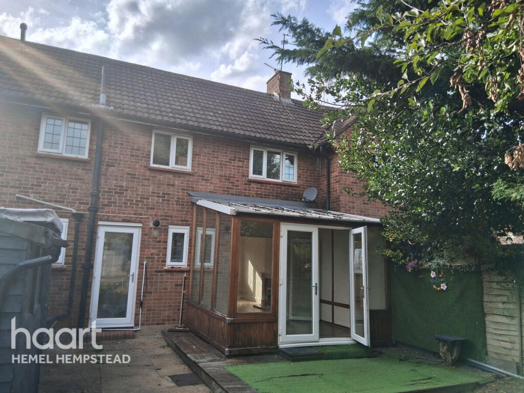House in Watford - View 5