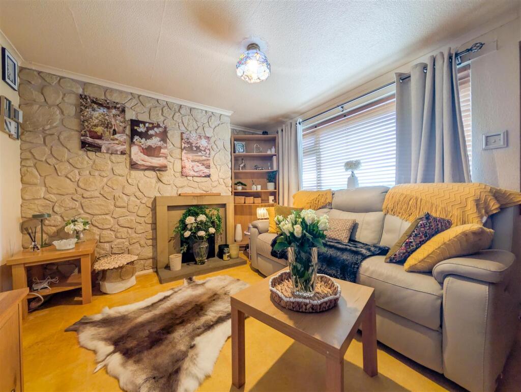 Pingle Rise, Denby Dale, Huddersfield photo 5