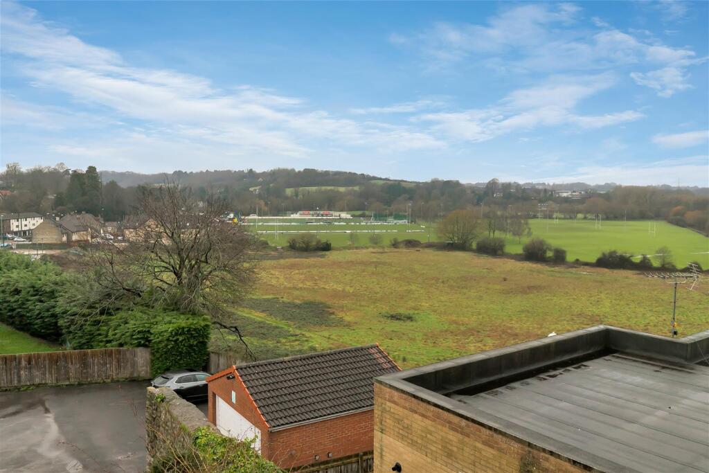 Old Vicarage Green, Keynsham photo 3