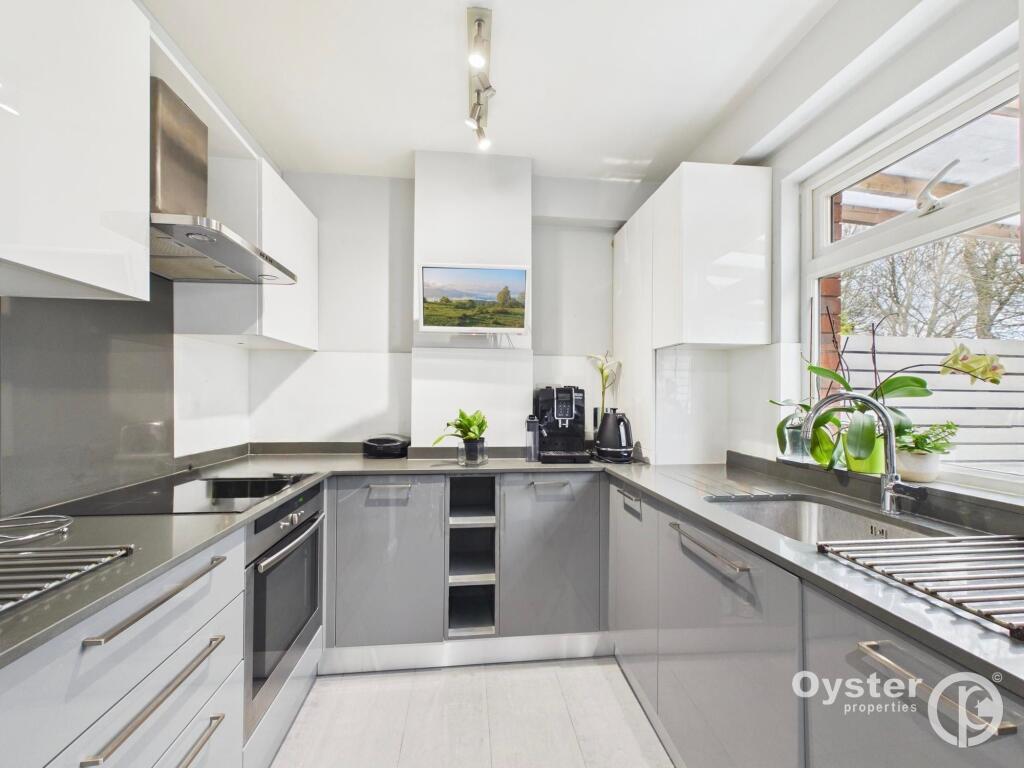 House in London, New Southgate - View 3