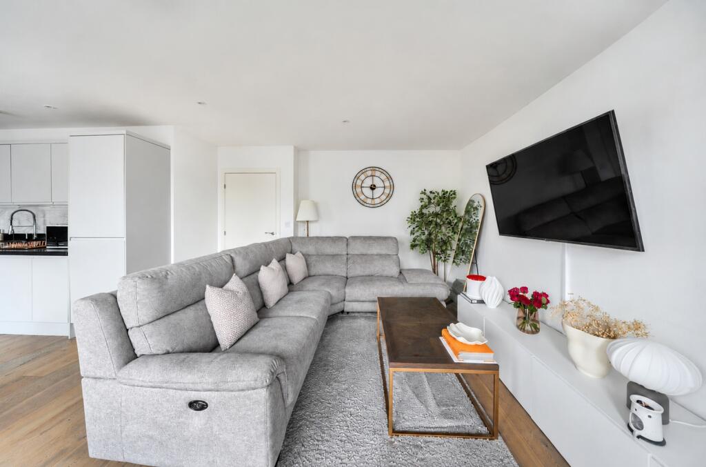 Royal Crescent Road, Southampton, Hampshire, SO14 photo 4