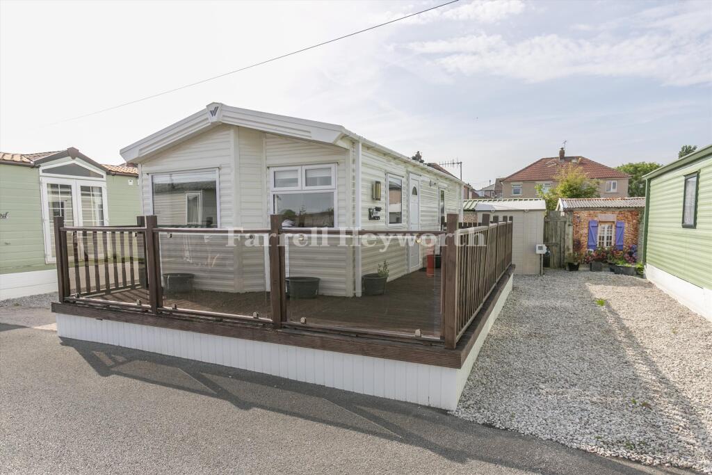 2-bed house on Summerville Caravan Park, Acre Moss Lane, Morecambe, £38,000